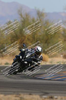 media/Feb-04-2023-SoCal Trackdays (Sat) [[8a776bf2c3]]/Turn 2 (1140am)/